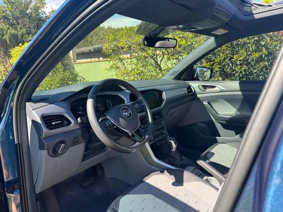 VOLKSWAGEN-T-CROSS-2020