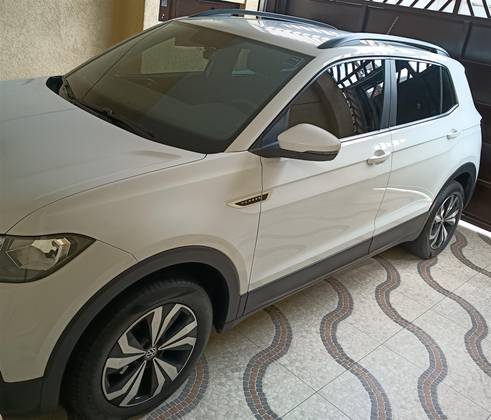 VOLKSWAGEN T-CROSS 1.0 200 TSI TOTAL FLEX AUTOMÁTICO