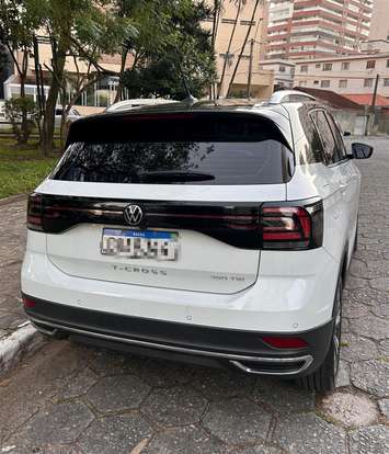 VOLKSWAGEN-T-CROSS-2022