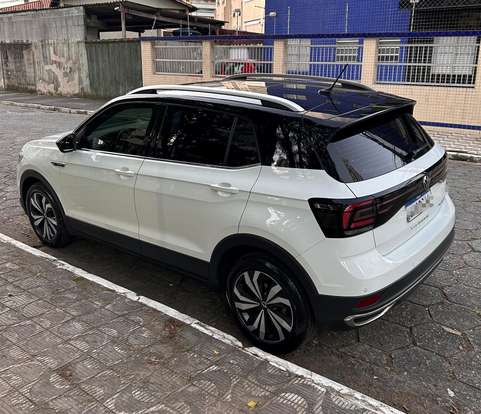 VOLKSWAGEN-T-CROSS-2022