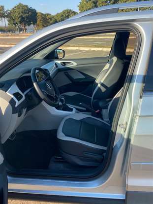 VOLKSWAGEN-T-CROSS-2020