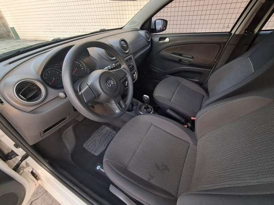 VOLKSWAGEN-VOYAGE-1.6 MI 8V FLEX 4P AUTOMATIZADO VOLKSWAGEN-VOYAGE-2013