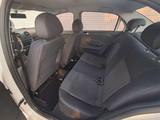 VOLKSWAGEN-VOYAGE-1.6 MI 8V FLEX 4P AUTOMATIZADO VOLKSWAGEN-VOYAGE-2013