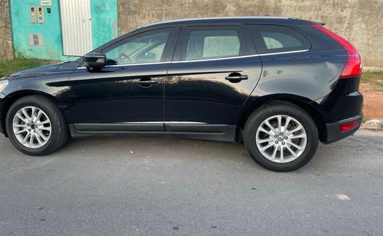 VOLVO-XC60-2009