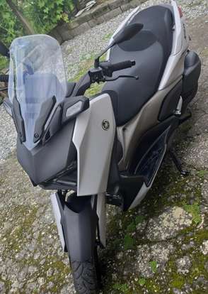 YAMAHA-XMAX 250 CONNECTED ABS-2025