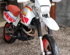 YAMAHA XT 600 Z TÉNÉRÉ YAMAHA XT 600 Z TÉNÉRÉ