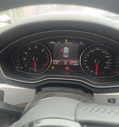 AUDI-A4-2020