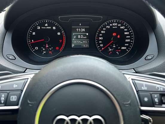 AUDI-Q3-1.4 TFSI ATTRACTION GASOLINA 4P S TRONIC AUDI-Q3-2016