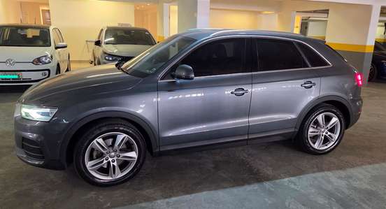 AUDI-Q3-2018