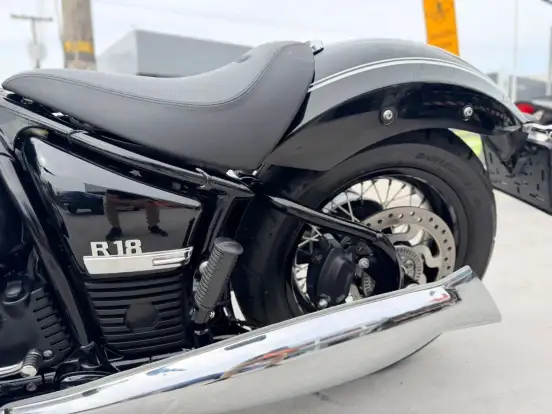 BMW-R 18-2023