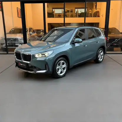 BMW-X1-2022
