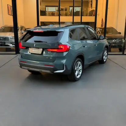 BMW-X1-2022