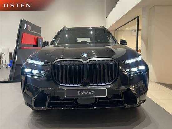 BMW-X7-2025
