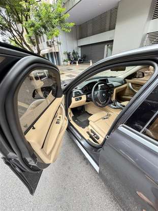 BMW-320i-2017