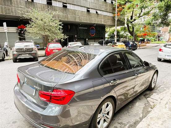 BMW-320i-2.0 SPORT 16V TURBO ACTIVE FLEX 4P AUTOMÁTICO BMW-320i-2017