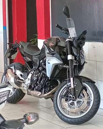 BMW-F 900 R SPORT-2023