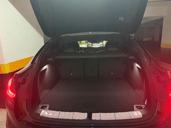 BMW-X4-2022