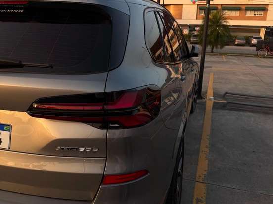 BMW-X5-3.0 I6 TURBO HÍBRIDO XDRIVE50E M SPORT AUTOMÁTICO BMW-X5-2025