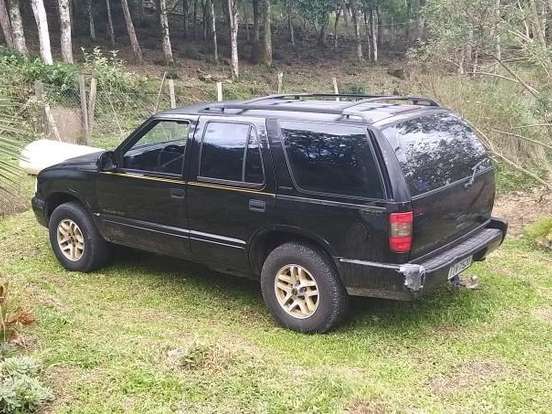 CHEVROLET-BLAZER-4.3 SFI DLX EXECUTIVE 4X4 V6 12V GASOLINA 4P AUTOMÁTICO CHEVROLET-BLAZER-1999