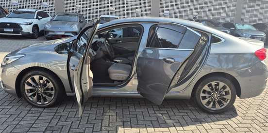 CHEVROLET-CRUZE-2018