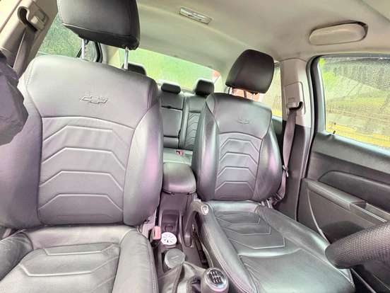 CHEVROLET-CRUZE-2013