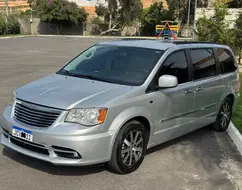 CHRYSLER TOWN & COUNTRY 3.6 TOURING V6 24V GASOLINA 4P AUTOMÁTICO CHRYSLER TOWN & COUNTRY 3.6 TOURING V6 24V GASOLINA 4P AUTOMÁTICO