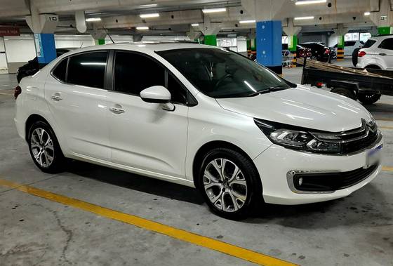 CITROËN C4 LOUNGE 1.6 THP FLEX SHINE BVA