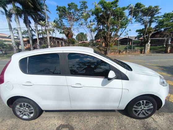 FIAT PALIO 1.4 MPI ATTRACTIVE 8V FLEX 4P MANUAL