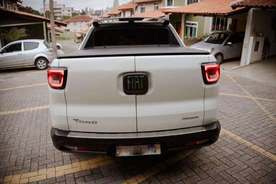 FIAT-TORO-2021