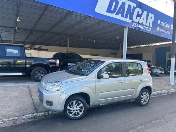 FIAT UNO 1.0 EVO VIVACE 8V FLEX 4P MANUAL