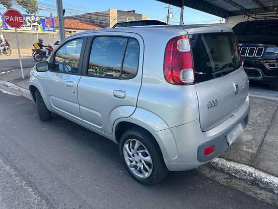 FIAT-UNO-1.0 EVO VIVACE 8V FLEX 4P MANUAL FIAT-UNO-2011
