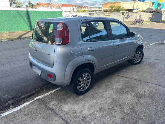 FIAT-UNO-2011