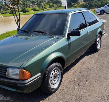FORD ESCORT 1.6 L 8V ÁLCOOL 2P MANUAL