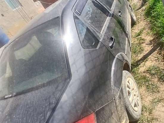 FORD-FIESTA-1.6 MPI FIRST SEDAN 8V FLEX 4P MANUAL FORD-FIESTA-2005