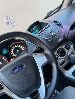 FORD-FIESTA-2015