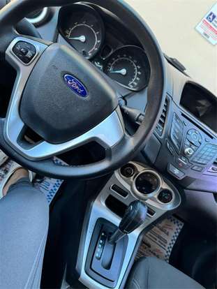 FORD-FIESTA-2015