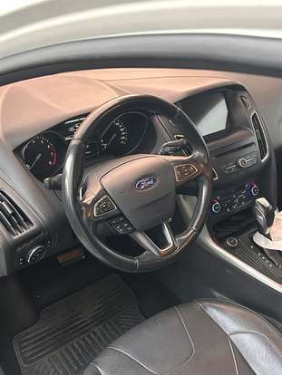 FORD-FOCUS-2017