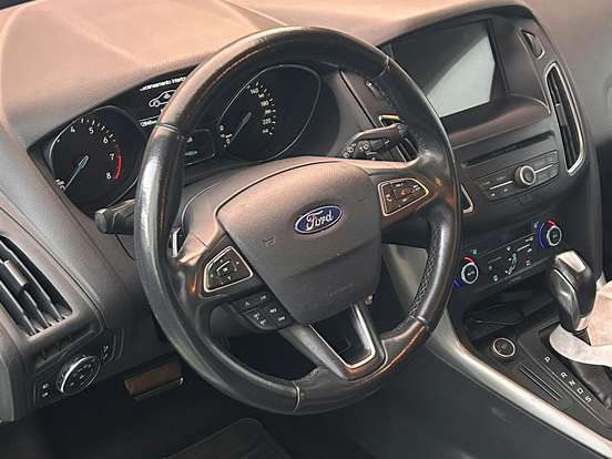 FORD-FOCUS-2.0 SE 16V FLEX 4P POWERSHIFT FORD-FOCUS-2017