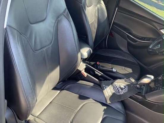FORD-FOCUS-2.0 TITANIUM PLUS FASTBACK 16V FLEX 4P POWERSHIFT FORD-FOCUS-2015