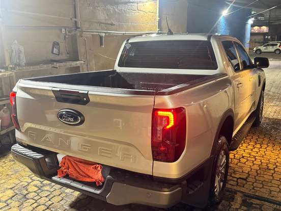 FORD-RANGER-2.0 TURBO DIESEL CD XLS 4X2 AUTOMÁTICO FORD-RANGER-2023