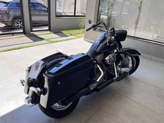 HARLEY-DAVIDSON SOFTAIL HERITAGE CLASSIC 