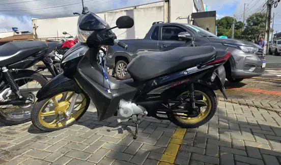 HONDA-BIZ 125 ES-2015