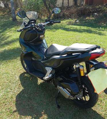 HONDA-ADV-2024