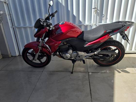 HONDA CB 300R 