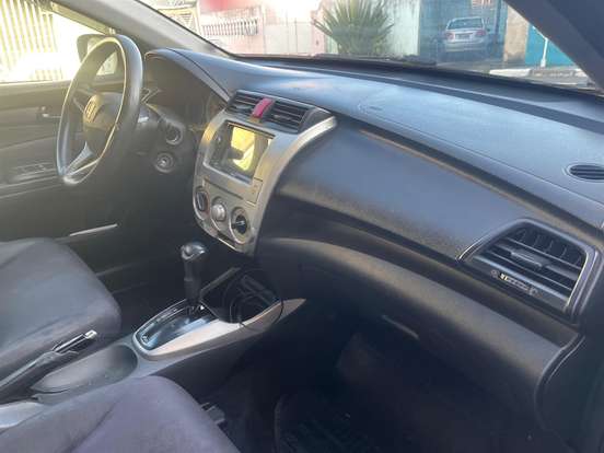 HONDA-CITY-2010