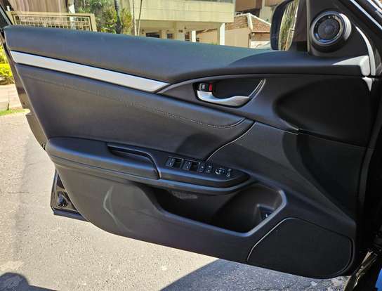 HONDA-CIVIC-2021