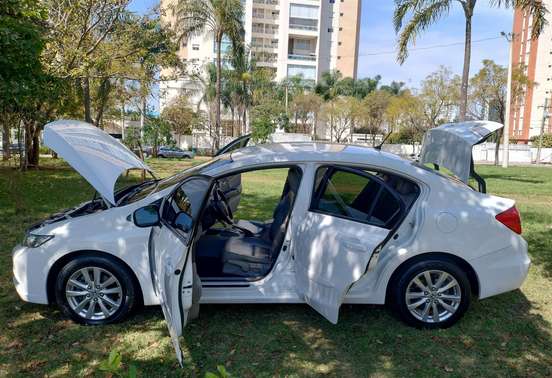 HONDA-CIVIC-2013