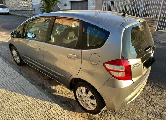 HONDA-FIT-2013