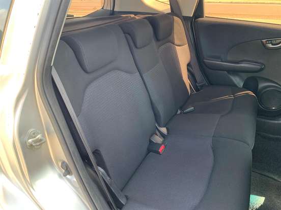 HONDA-FIT-2010