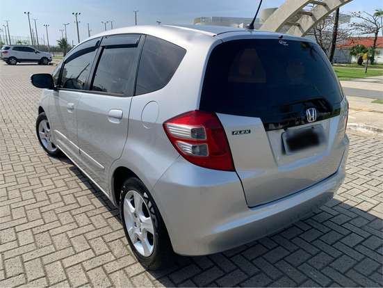 HONDA-FIT-2010